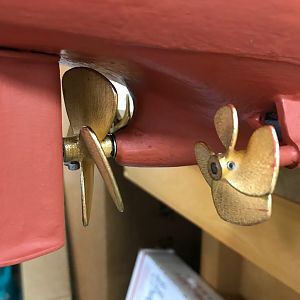 Bis Props